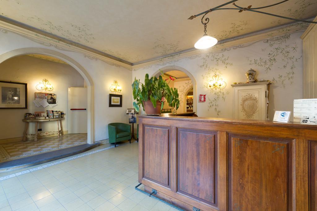 Hotel Moderno Піза Екстер'єр фото