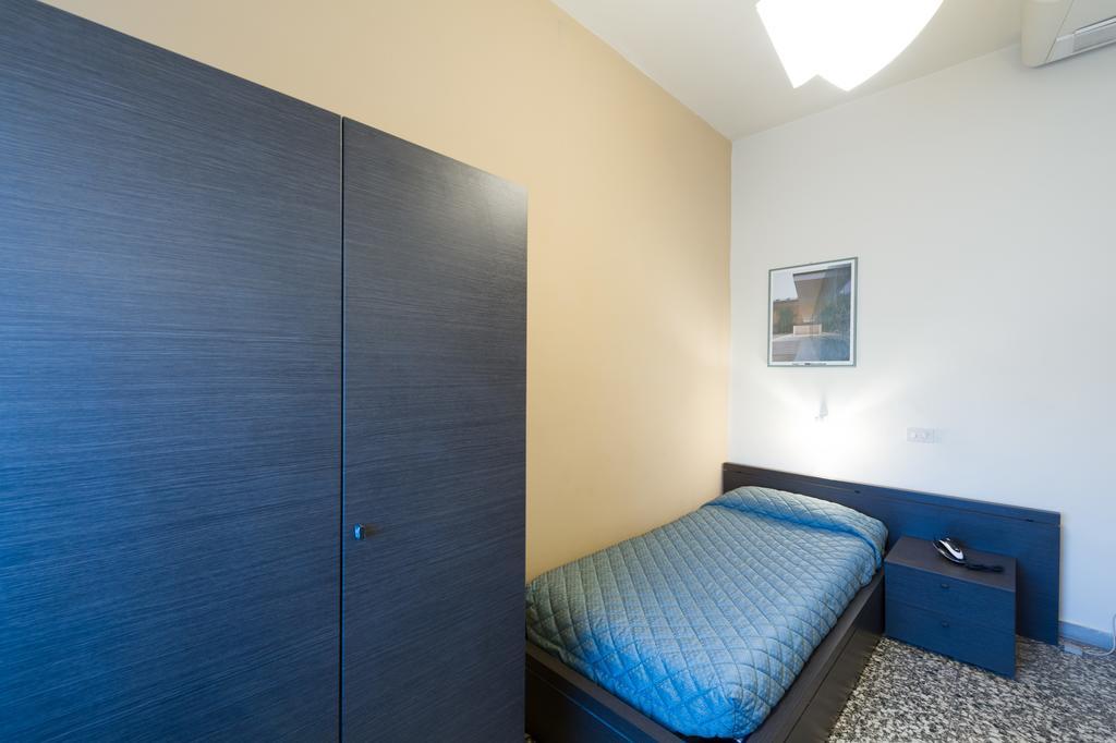 Hotel Moderno Піза Екстер'єр фото