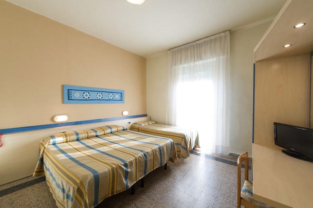 Hotel Moderno Піза Екстер'єр фото