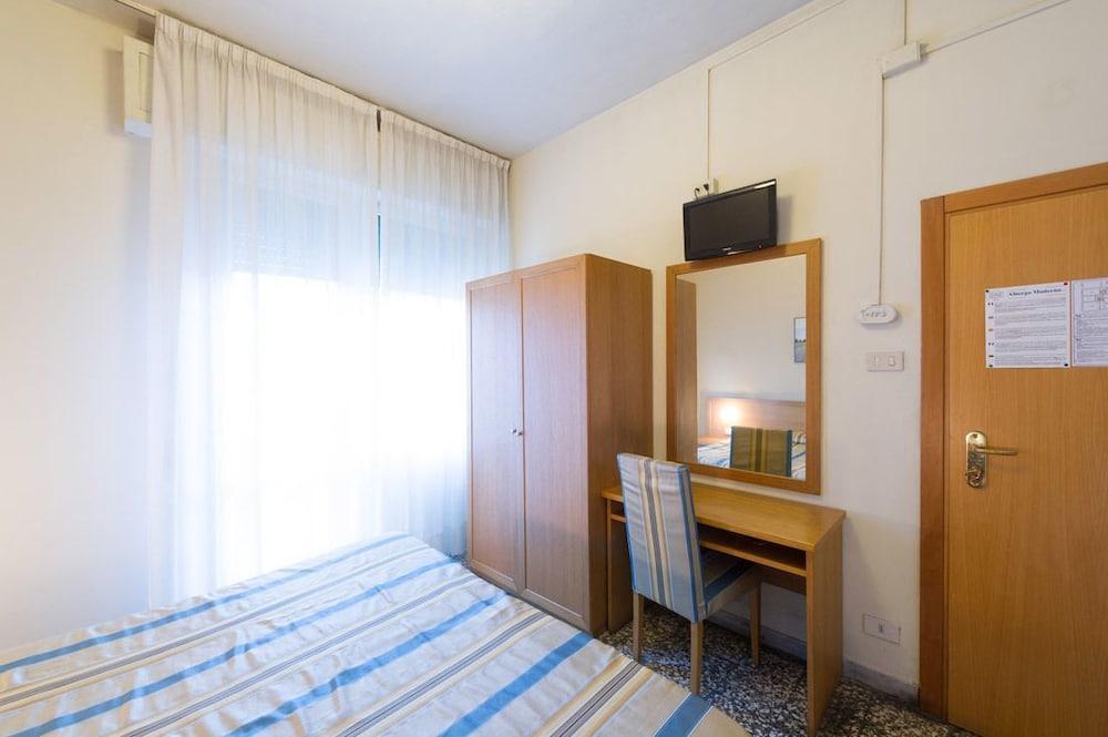 Hotel Moderno Піза Екстер'єр фото