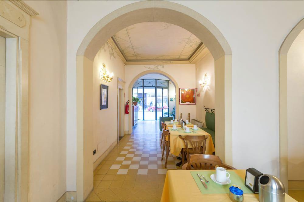 Hotel Moderno Піза Екстер'єр фото